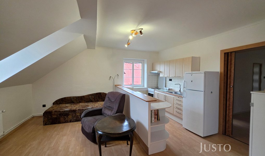 Pronájem bytu 2+kk 62 m², Liberec – náhled fotky 4