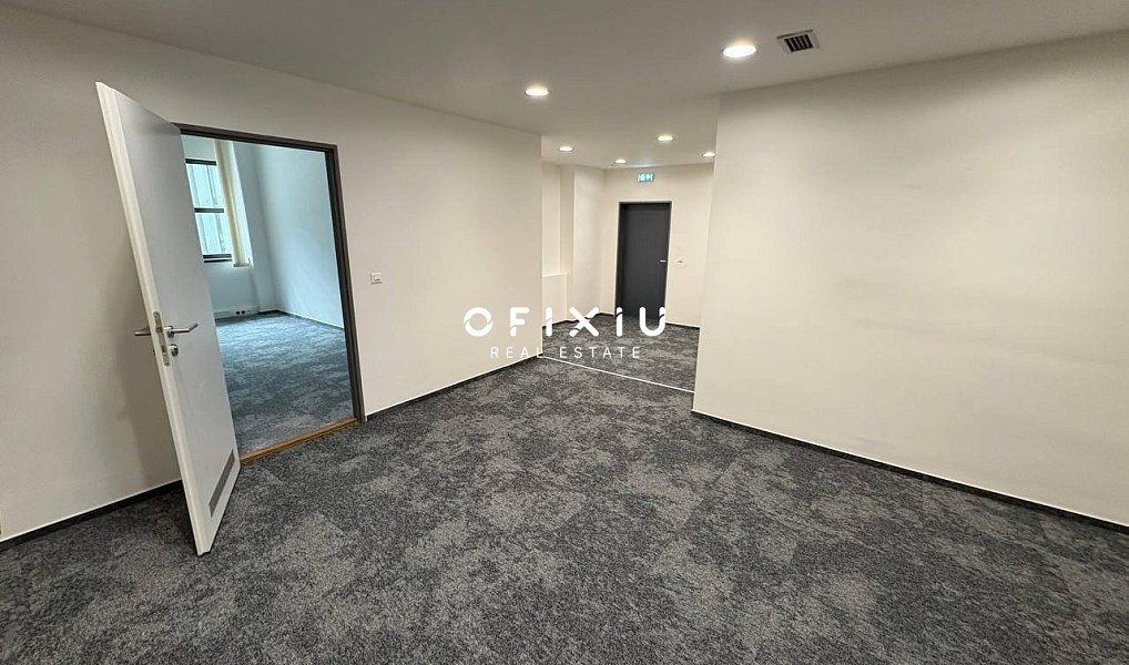 Pronájem kanceláře 127 m², Praha – náhled fotky 4