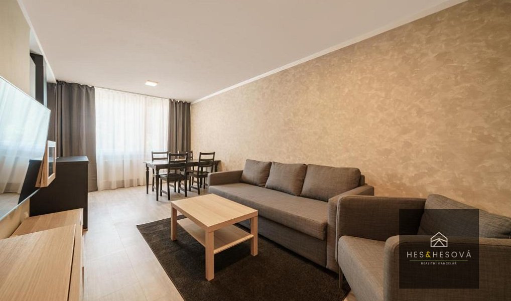 Prodej bytu 5+kk 124 m², Praha – náhled fotky 16