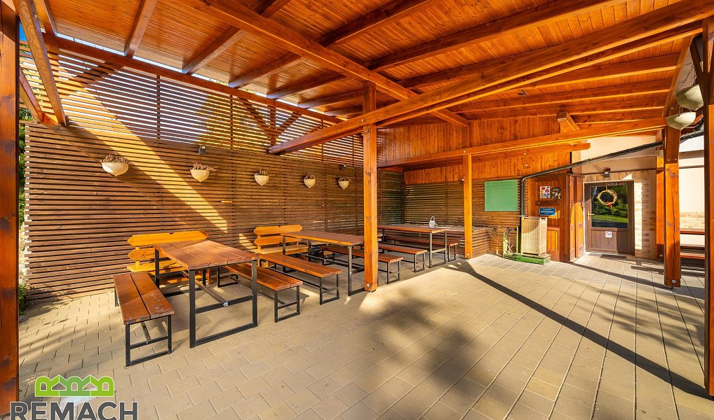 Prodej ubytovacího objektu 320 m², Buchlovice – náhled fotky 22