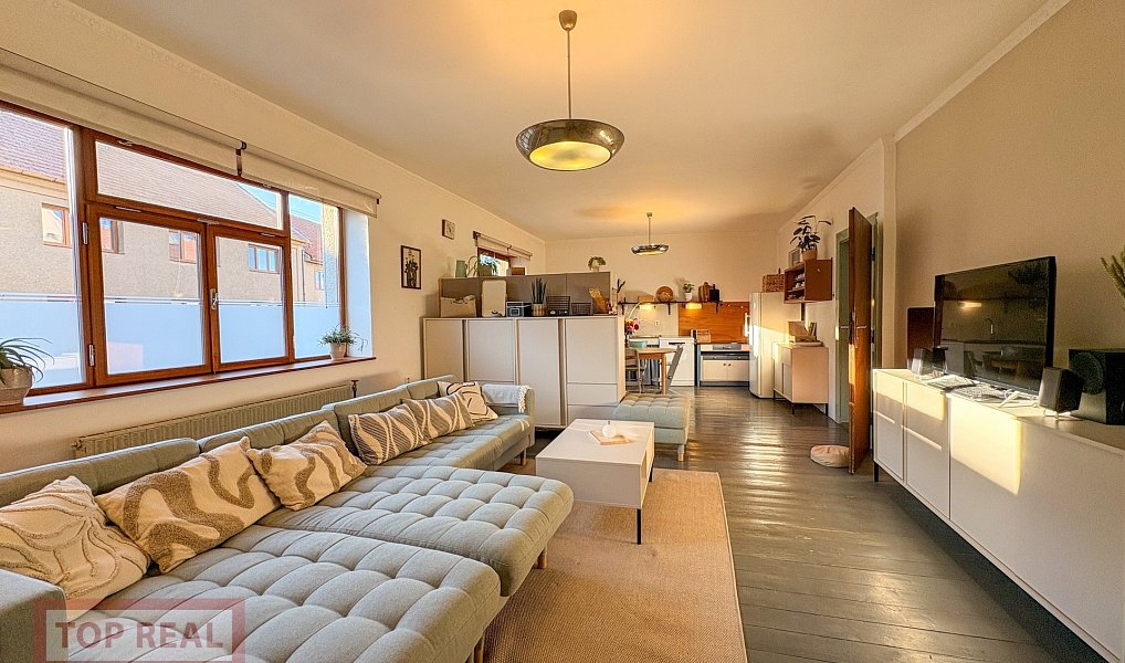 Prodej domu 295 m² s pozemkem 1 530 m², Zlobice – náhled fotky 4