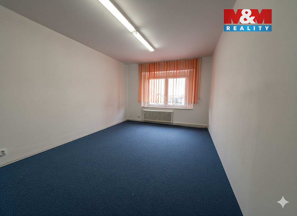 Pronájem kanceláře 120 m² — photo 4