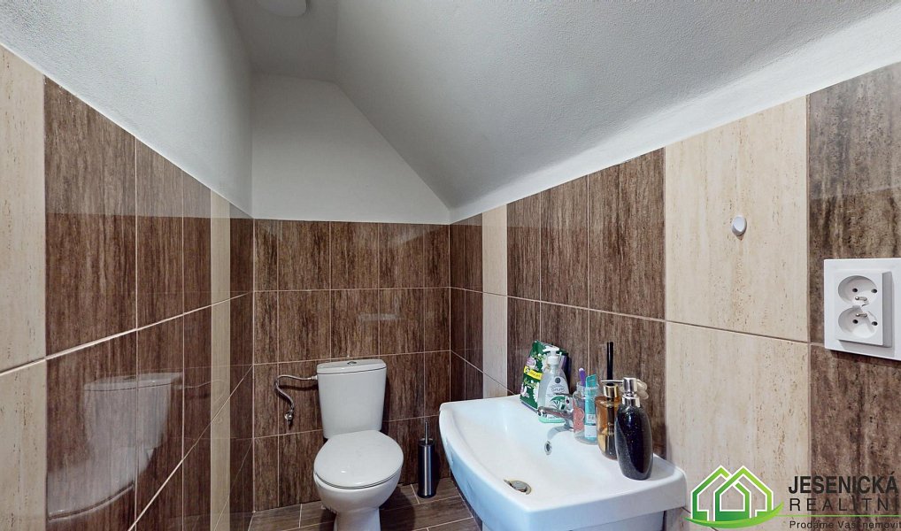 Prodej domu 120 m² s pozemkem 954 m², Stará Červená Voda – náhled fotky 27