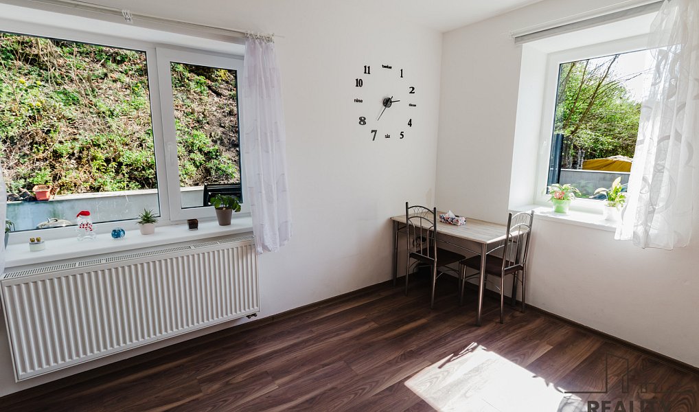 Prodej domu 100 m² s pozemkem 300 m², Oslavany – náhled fotky 12