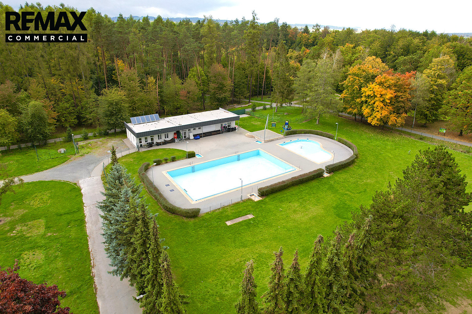 Ke koupi Morava Camp, Mohelnice – pohled 2