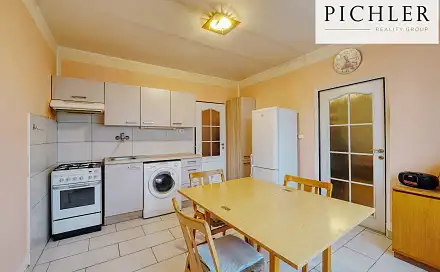 Prodej bytu 1+1 37 m², Elišky Krásnohorské, Plzeň - Severní Předměstí