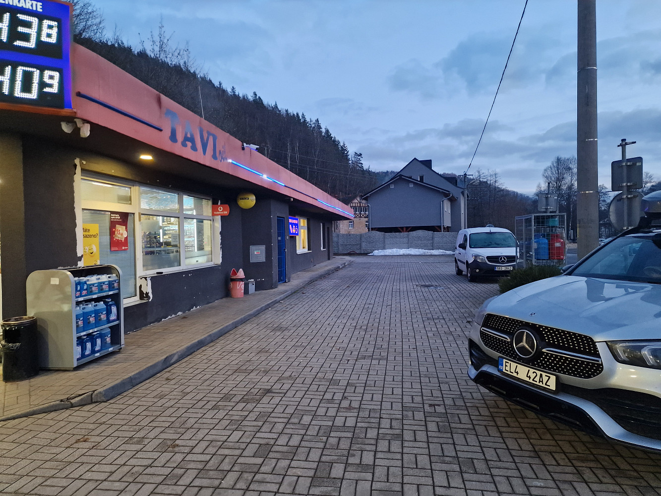 Prodej komerčního objektu (jiného typu) 250 m² – fotografie 2
