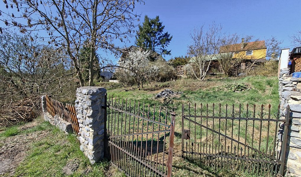 Prodej stavebního pozemku 588 m², Bělá pod Bezdězem – náhled fotky 8