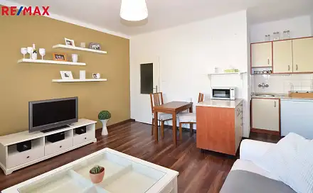 Pronájem bytu 2+kk 41 m², Plzeňská, Praha 5 - Košíře