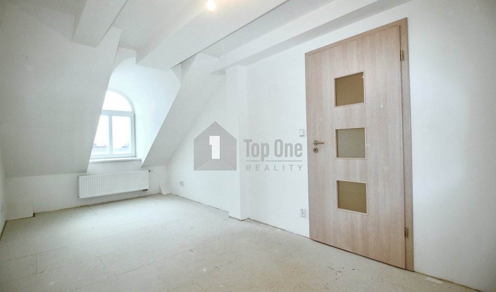 Prodej bytu 4+kk 200 m², Praha – náhled fotky 9