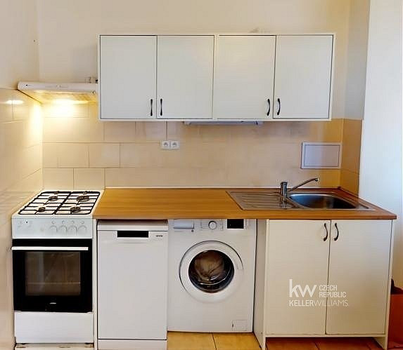 Pronájem bytu 2+1 57 m² – fotografie 2