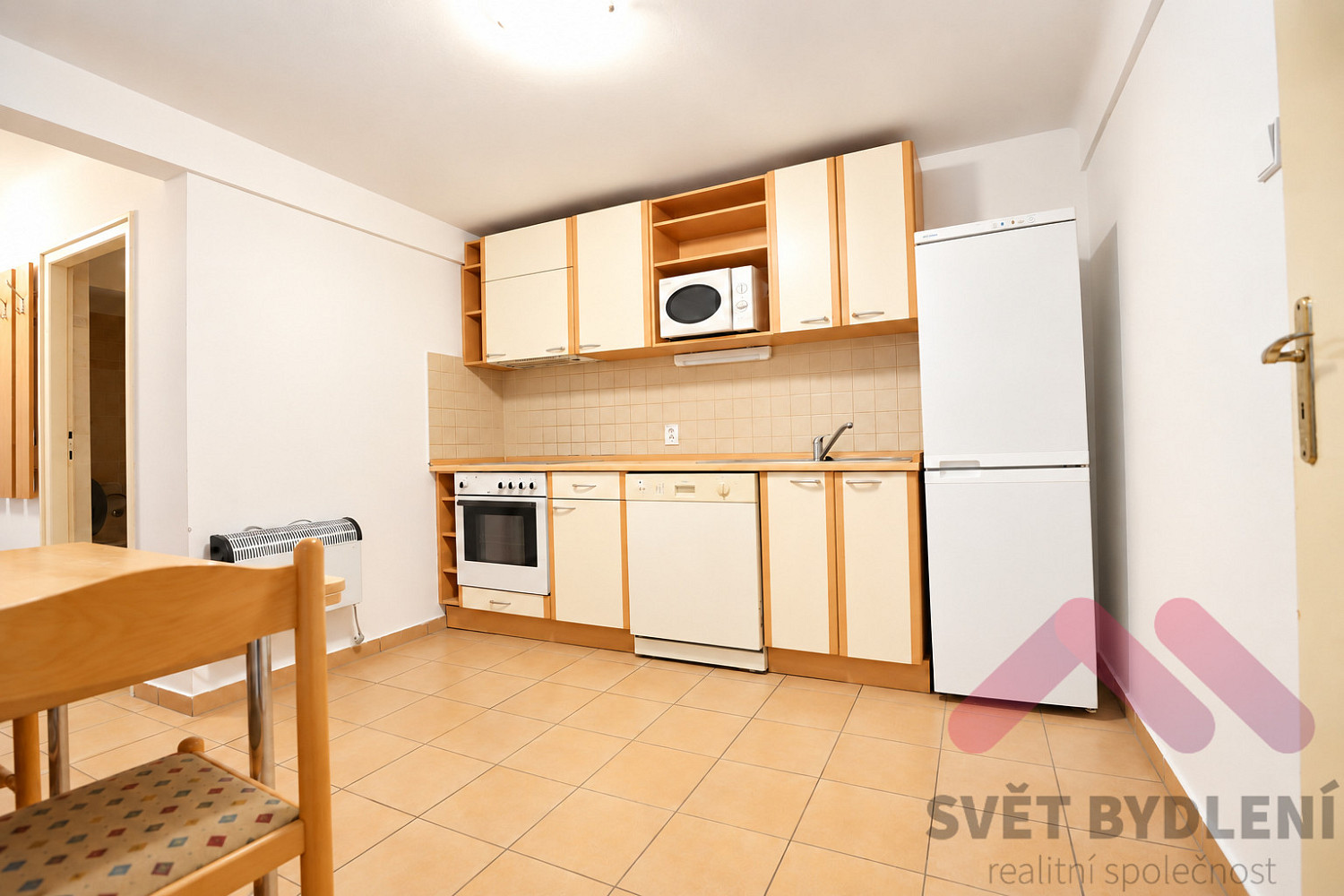 Pronájem bytu 2+kk 56 m² – fotografie 2