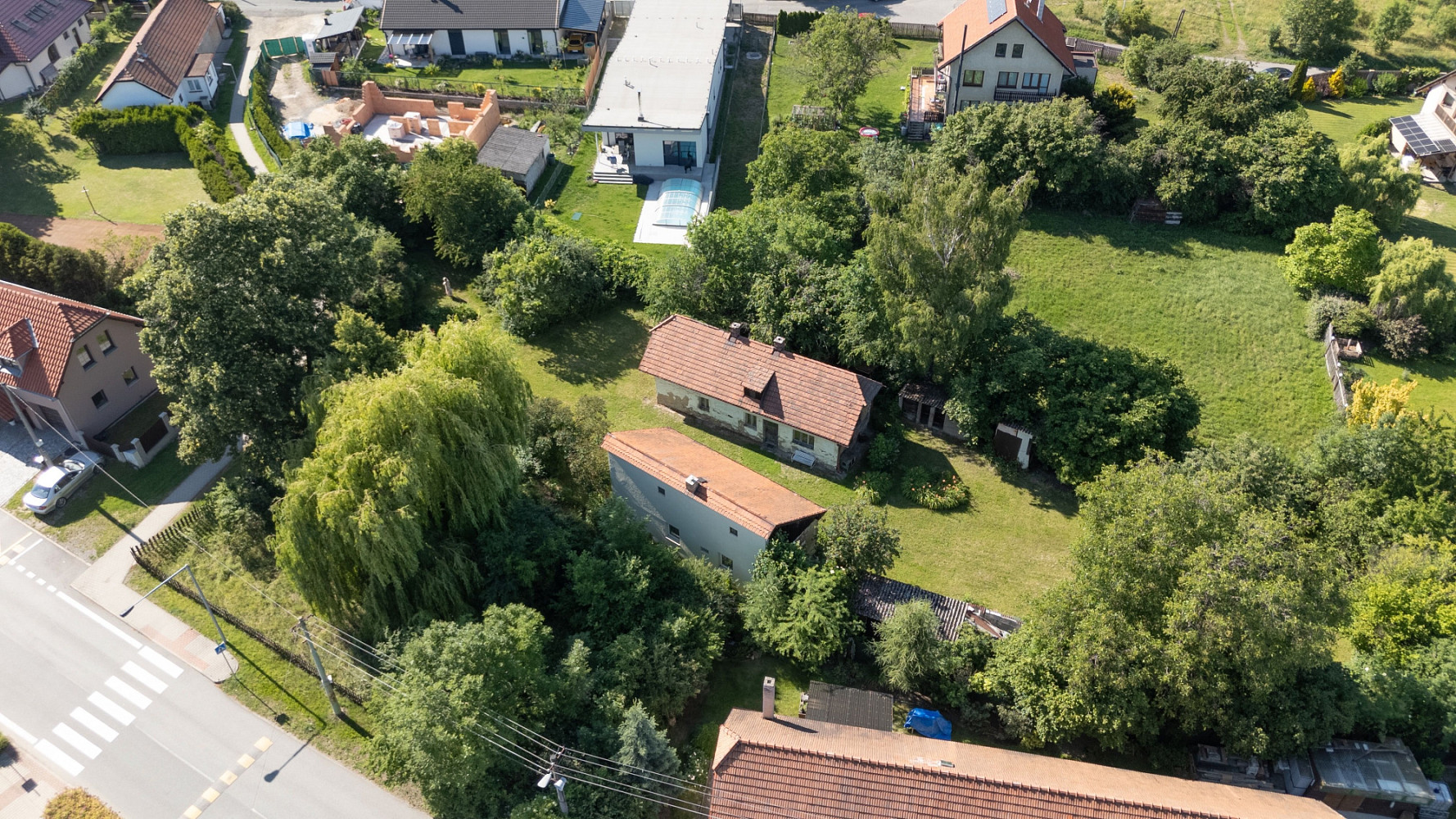 Prodej stavebního pozemku 1 432 m² – fotografie 2