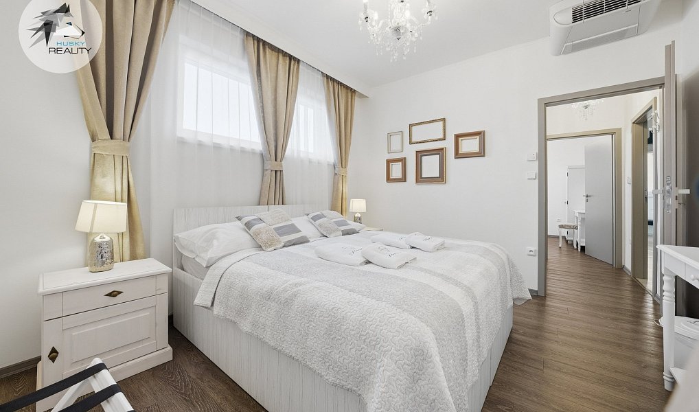 Prodej ubytovacího objektu 319 m², Valtice – náhled fotky 43