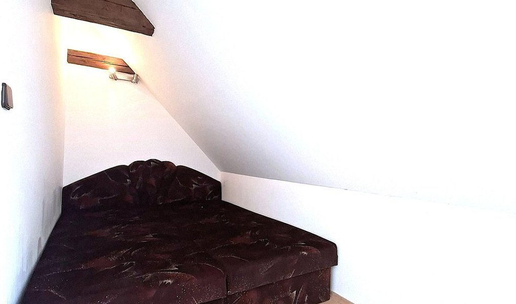 Pronájem bytu 1+kk 48 m², Benešov – náhled fotky 7