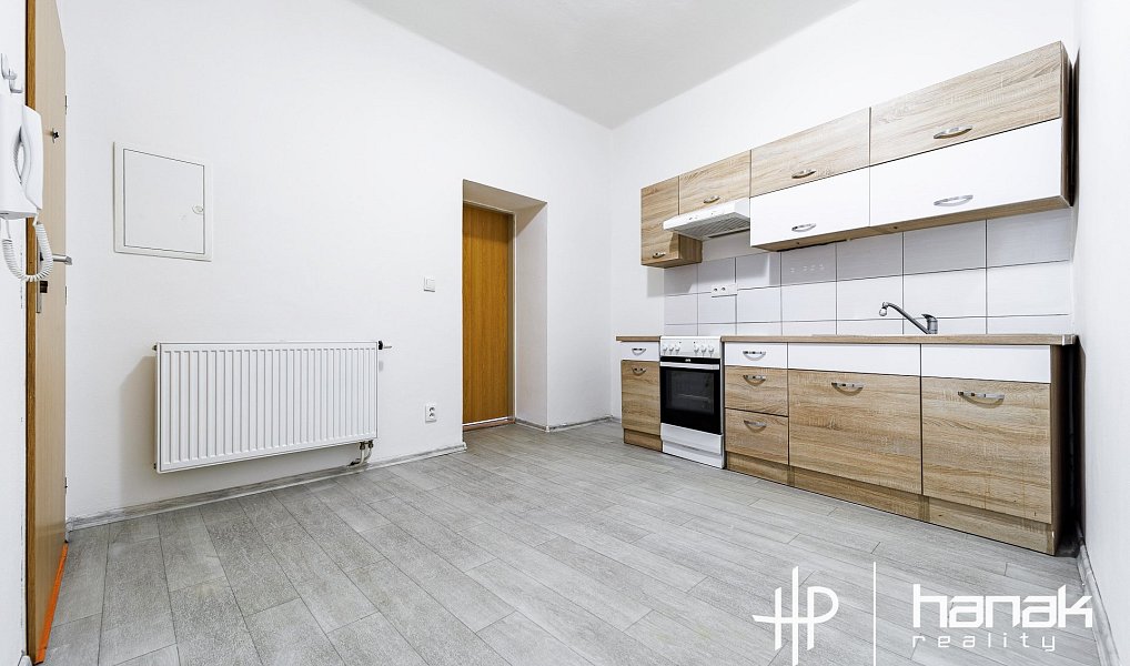 Pronájem bytu 1+1 36 m², Šternberk – náhled fotky 2