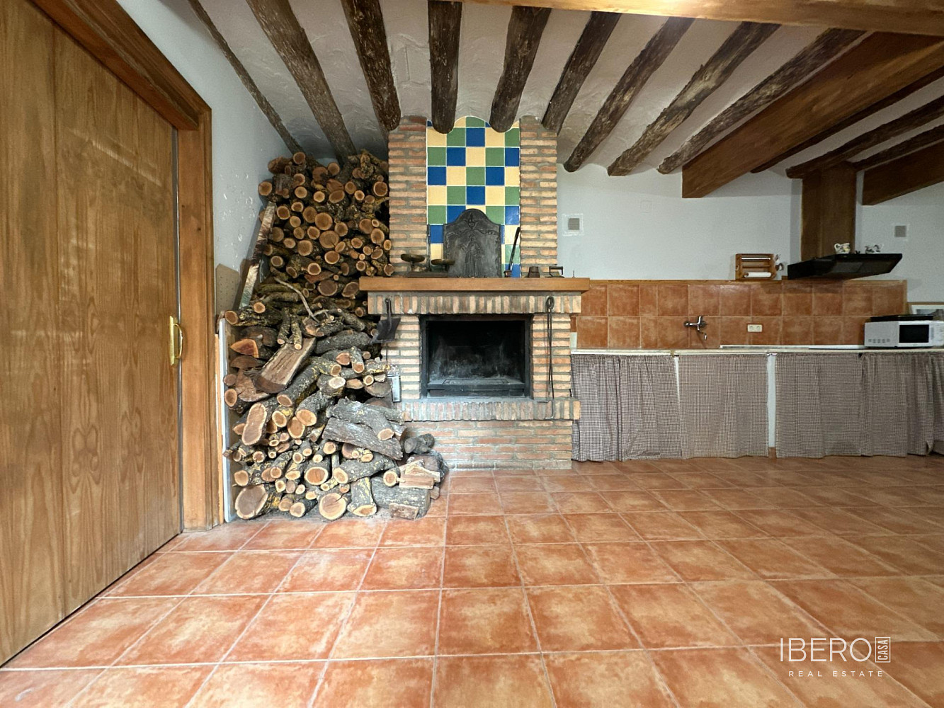 Casa 4+kk – Cortes - Vista 2