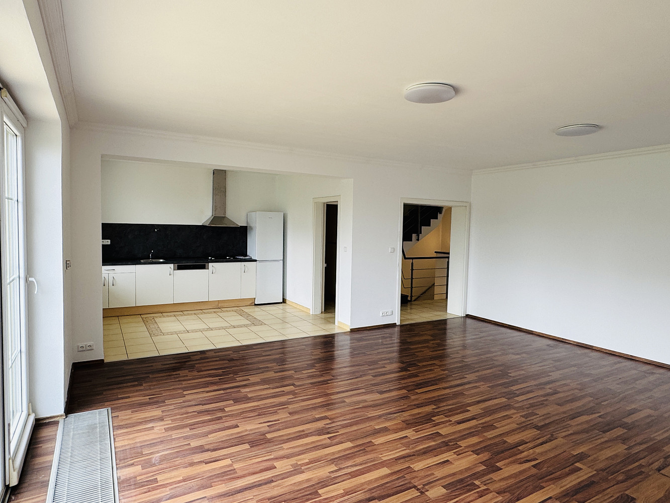 Pronájem domu 180 m² s pozemkem 288 m²