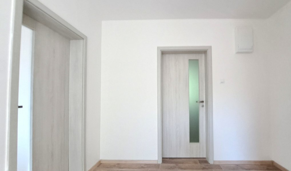 Prodej domu 230 m² s pozemkem 1 280 m², Podhradí – náhled fotky 28