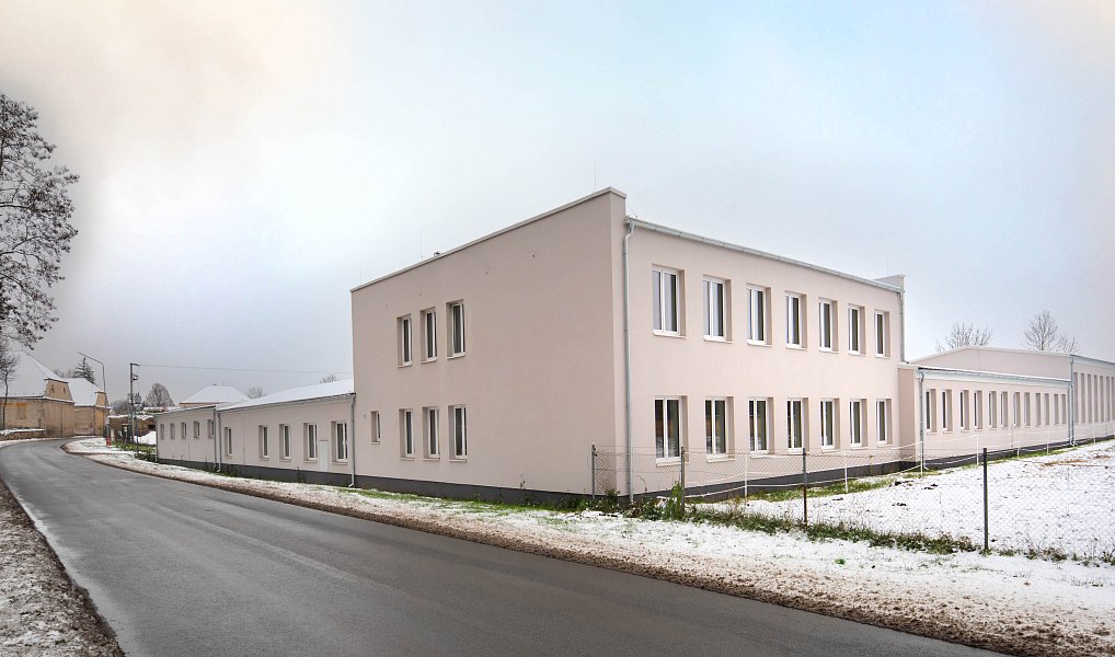 Pronájem skladovacích prostor 1 933 m², Hořín – náhled fotky 7