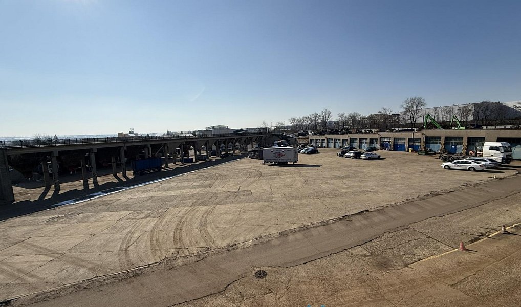 Pronájem komerčního objektu (jiného typu) 2 921 m², Znojmo – náhled fotky 8