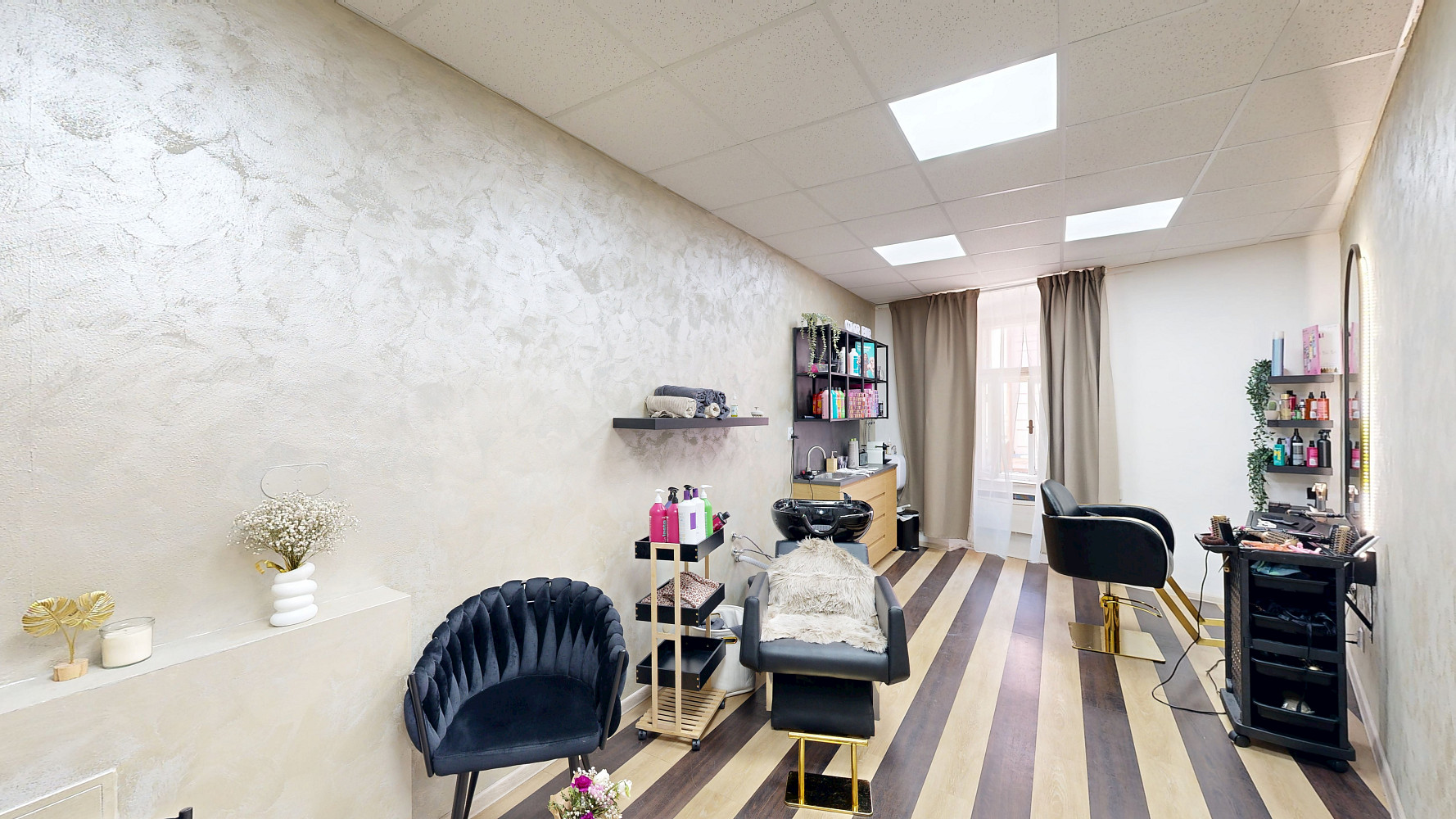 Prodej obchodních prostor 400 m² – fotografie 5
