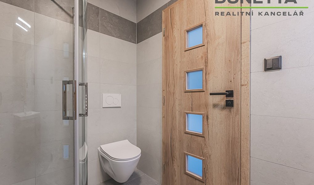 Pronájem bytu 2+kk 52 m², Hradec Králové – náhled fotky 13