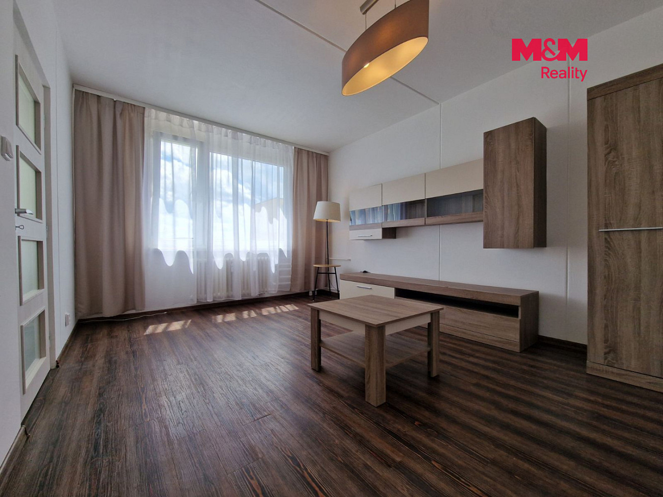 Pronájem bytu 1+1 37 m² – fotografie 2