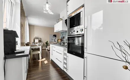 Prodej bytu 2+kk 55 m², Májová, Dalovice, okres Karlovy Vary