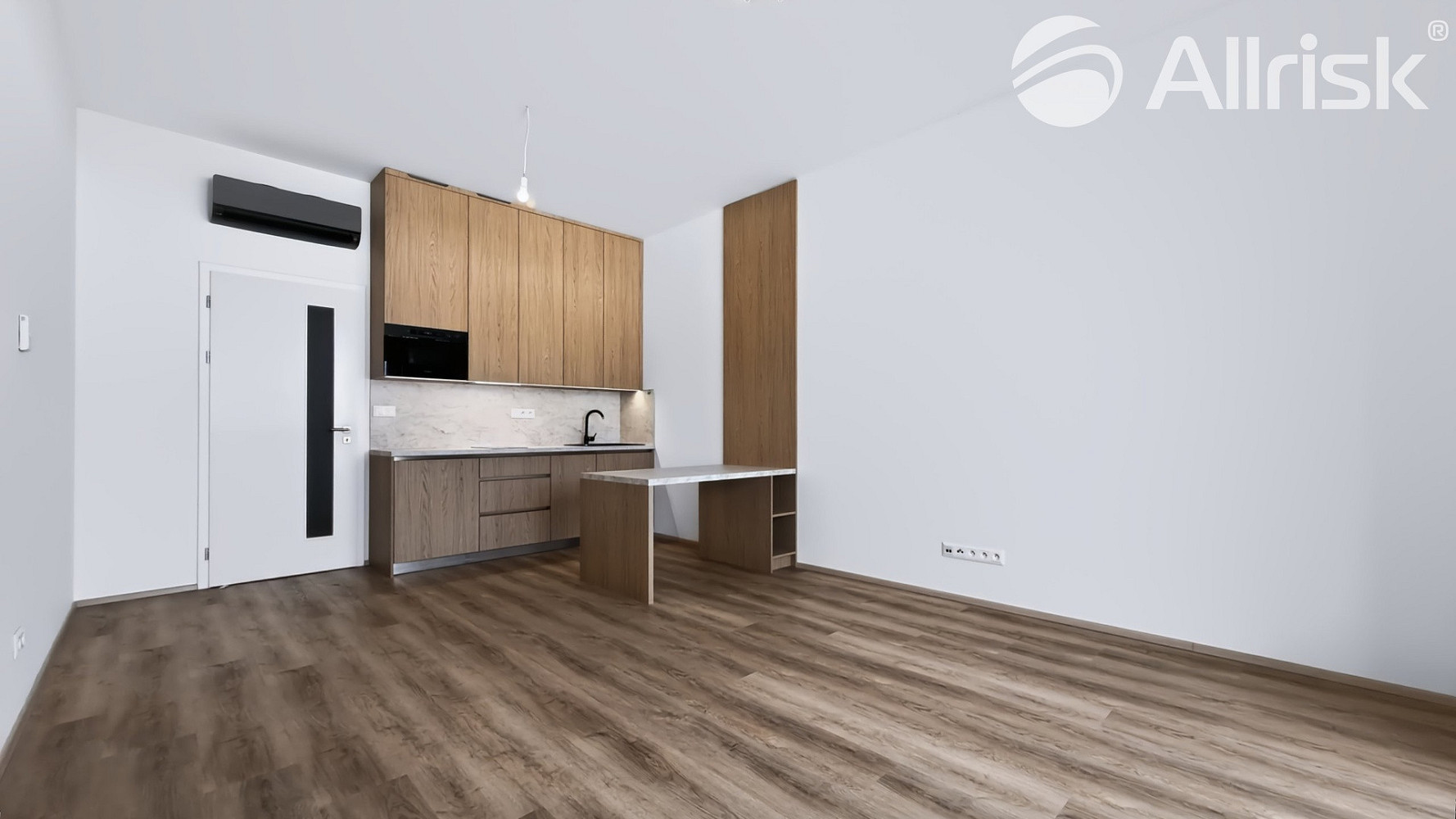 Pronájem bytu 1+kk 33 m²