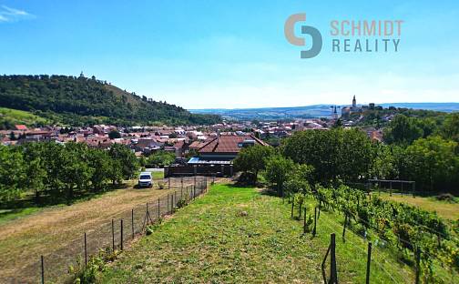 Prodej pozemku 1 610 m², M. Majerové, Mikulov, okres Břeclav