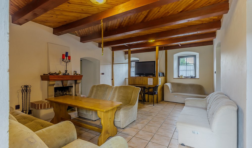 Prodej domu (jiného typu) 550 m², Neveklov – náhled fotky 14