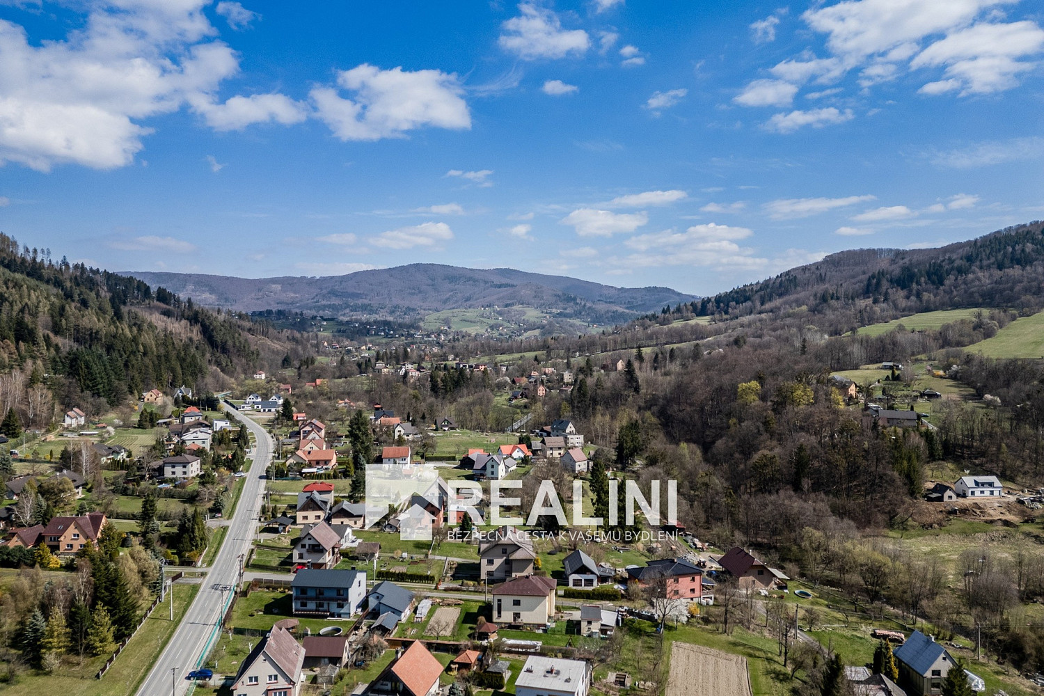Prodej domu 200 m² s pozemkem 659 m² - Ansicht 5