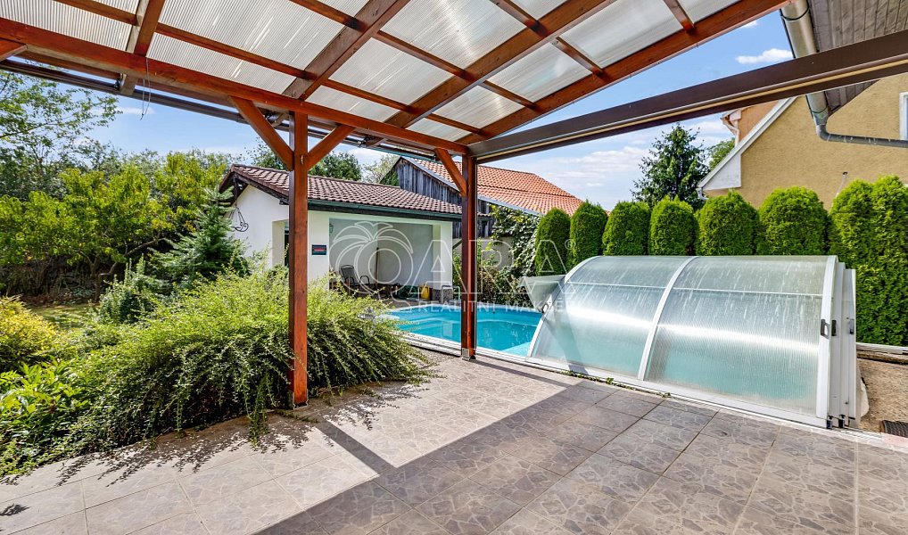 Prodej domu 307 m² s pozemkem 619 m², Mrač – náhled fotky 8