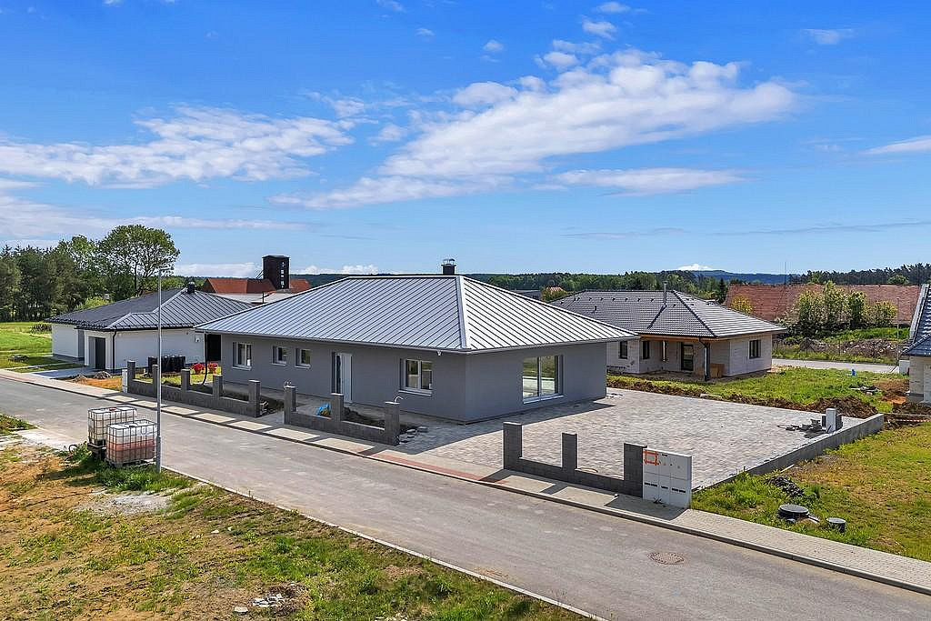 Prodej domu 200 m² s pozemkem 841 m²