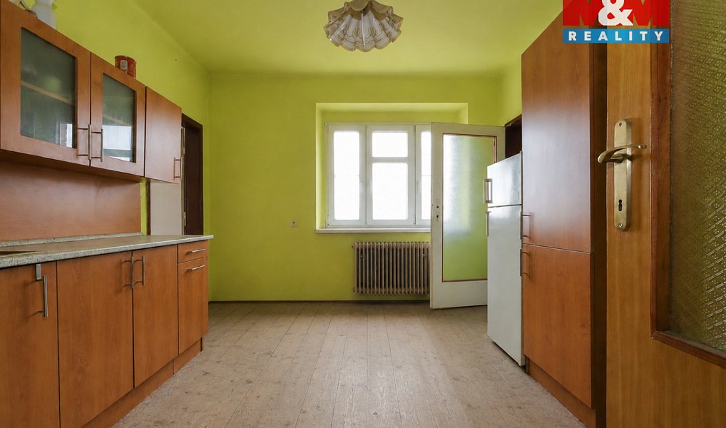 Prodej domu 330 m² s pozemkem 264 m², Černovice – náhled fotky 17