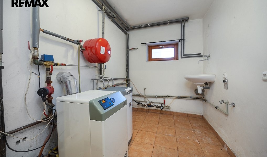 Prodej domu 210 m² s pozemkem 1 140 m², Praha – náhled fotky 27