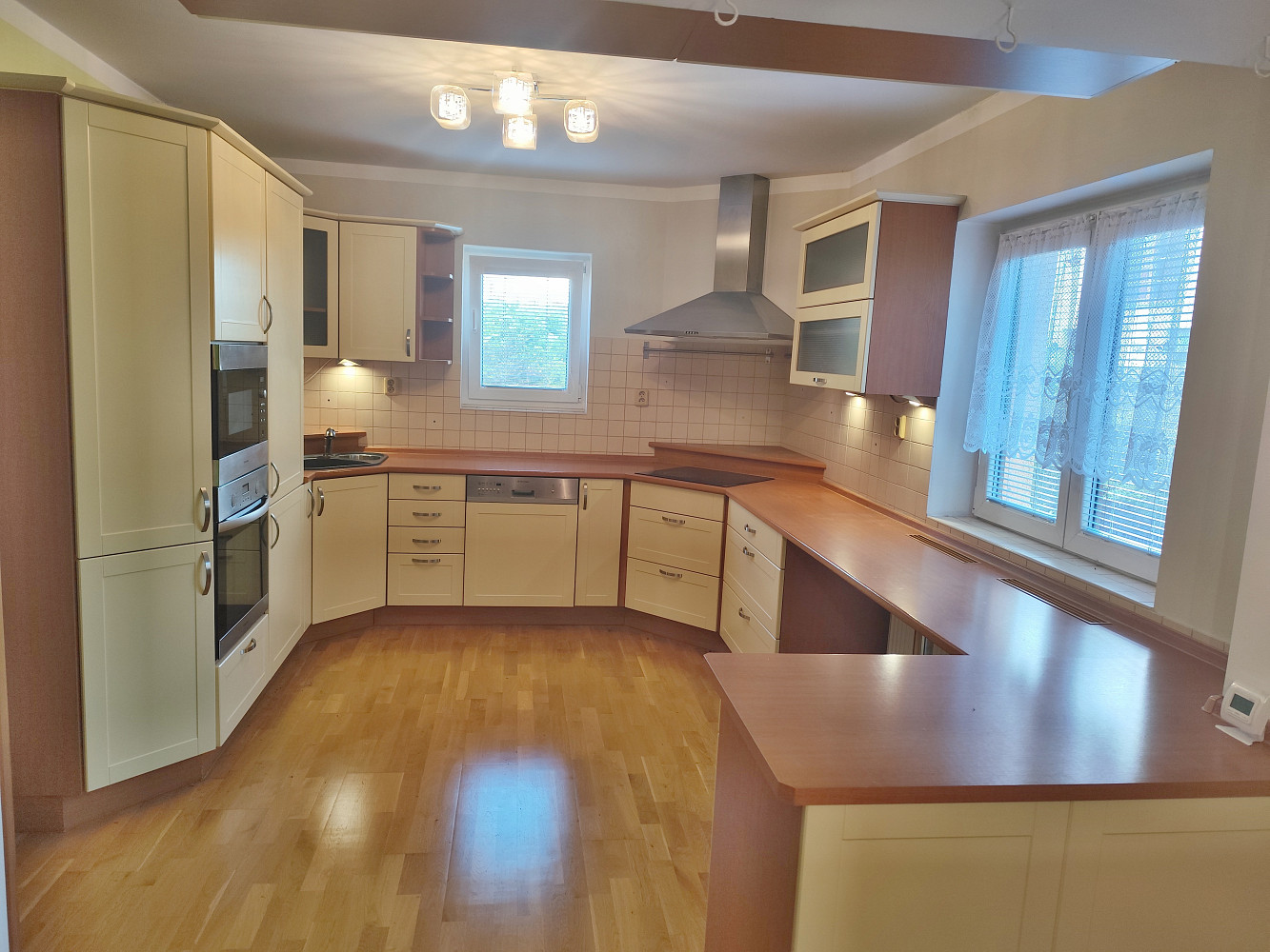 Prodej domu 155 m² s pozemkem 858 m² – fotografie 4