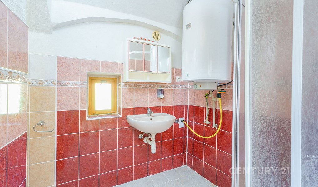 Prodej domu 117 m² s pozemkem 1 901 m², Vyklantice – náhled fotky 10