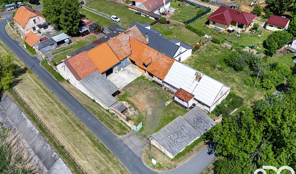 Prodej domu 230 m² s pozemkem 1 091 m², Červené Pečky – náhled fotky 4