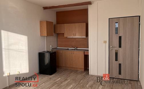 Pronájem bytu 1+kk 35 m², Jana Masaryka, Hradec Králové - Nový Hradec Králové