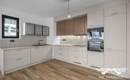 Pronájem bytu 3+kk 86 m², K Beranovu, Praha 8 - Dolní Chabry