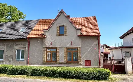 Prodej domu 77 m² s pozemkem 245 m², Pražská, Dobroměřice, okres Louny
