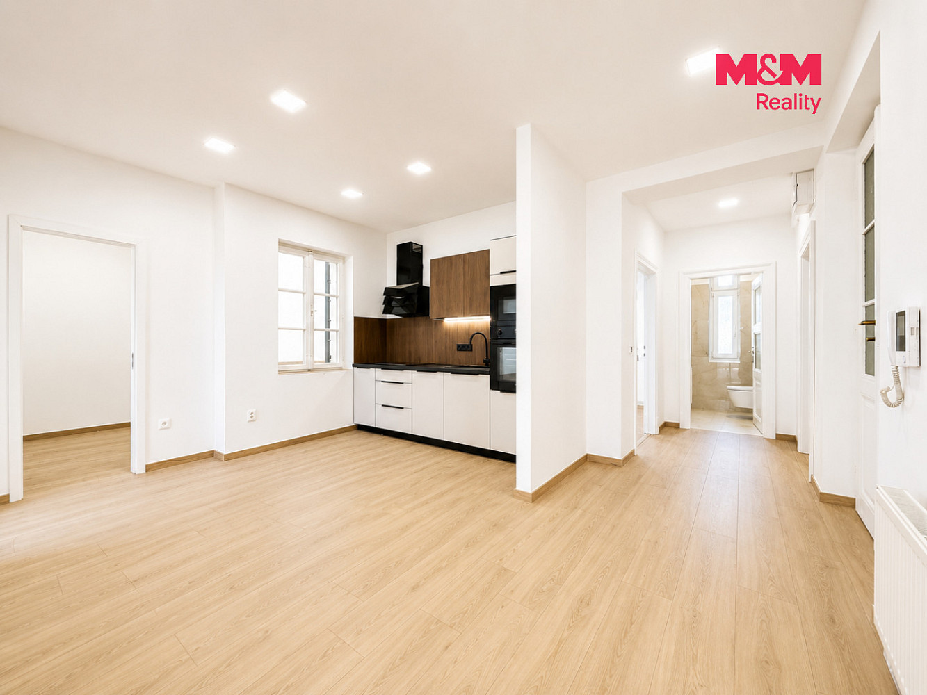 Pronájem bytu 3+1 120 m² — photo 4