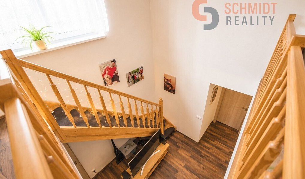 Prodej ubytovacího objektu 323 m², Bavory – náhled fotky 11