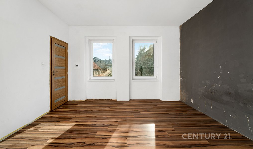 Prodej domu 220 m² s pozemkem 596 m², Oslavany – náhled fotky 7