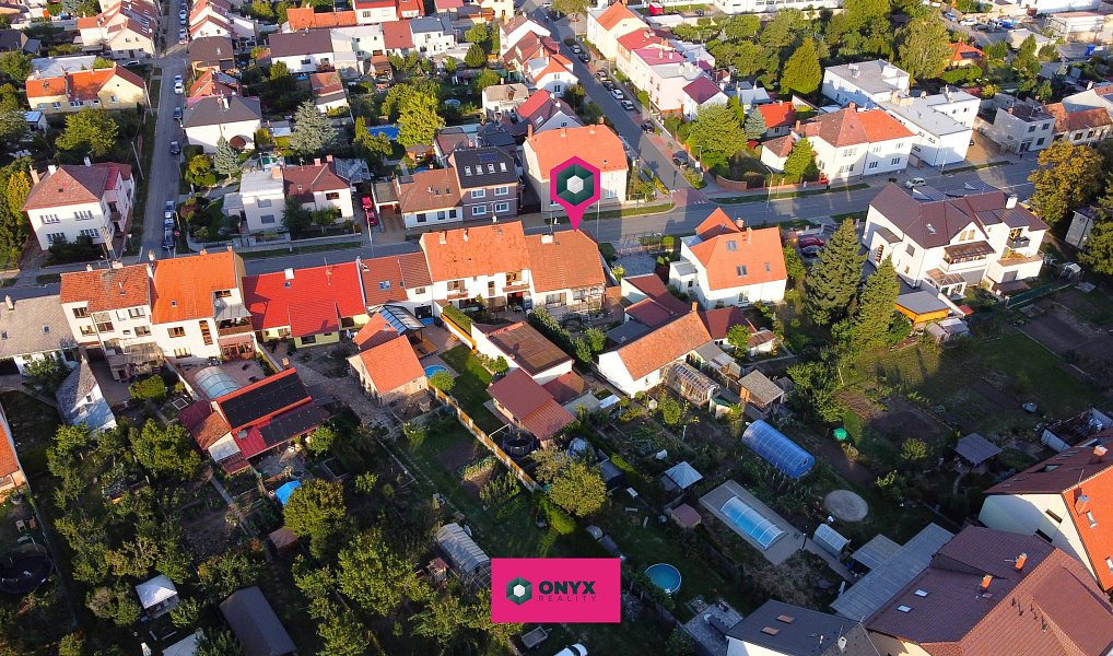 Prodej domu 214 m² s pozemkem 435 m², Rousínov – náhled fotky 27