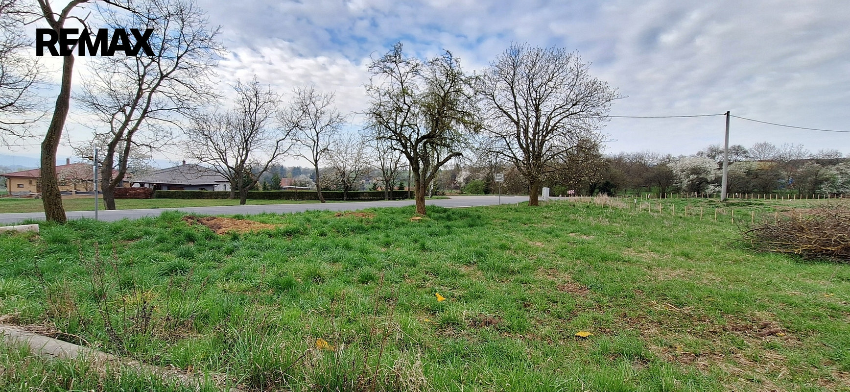 Prodej komerčního pozemku 450 m² — photo 3