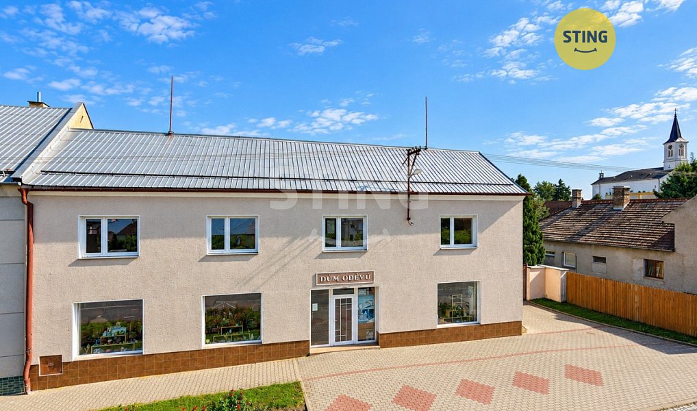 Prodej domu 550 m² s pozemkem 1 109 m², Smržice – fotka 1 z 8