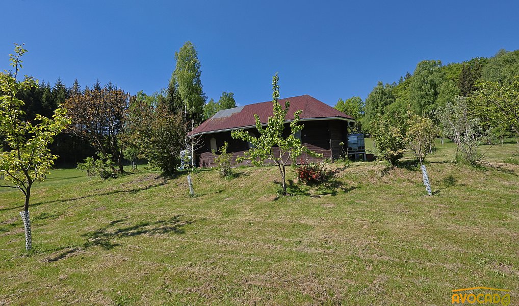 Prodej ubytovacího objektu 430 m², Mařenice – náhled fotky 18